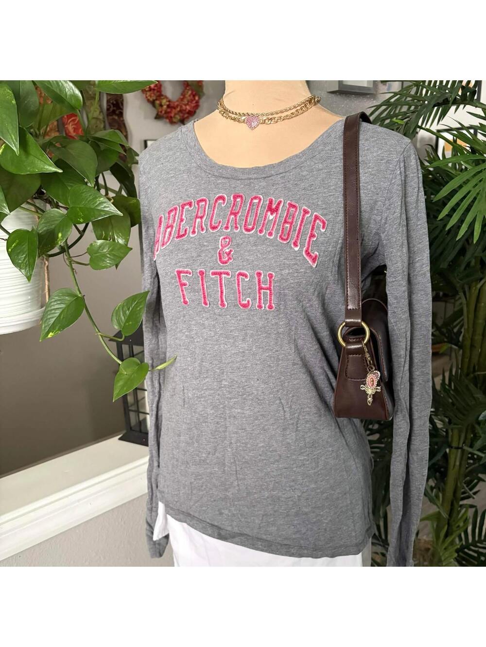 grey & pink abercrombie long sleeve